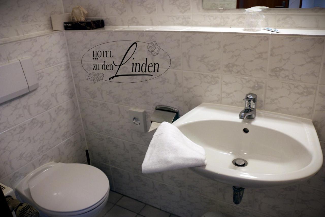 Hotel Zu Den Linden Wachtberg ภายนอก รูปภาพ