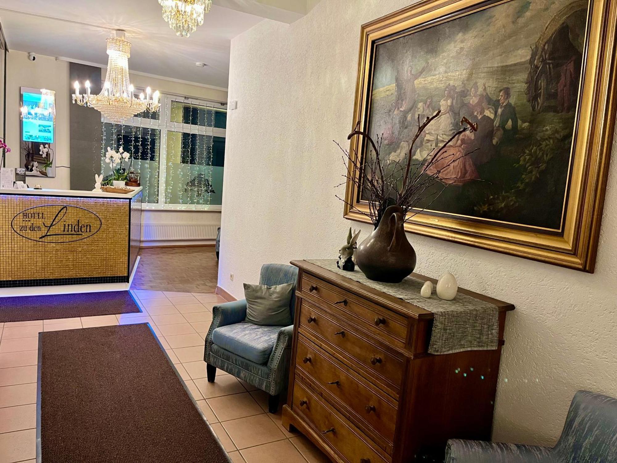 Hotel Zu Den Linden Wachtberg ภายนอก รูปภาพ